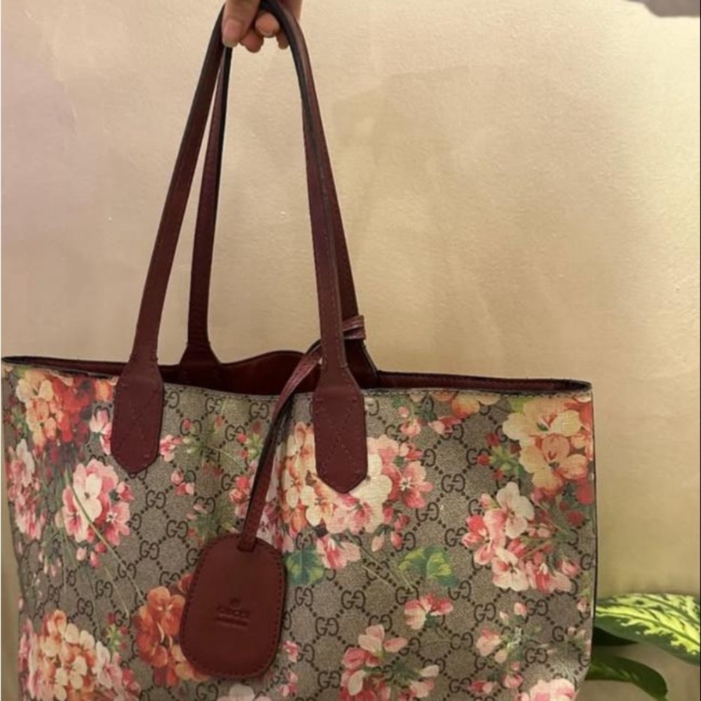 GUCCI reversible medium tote
